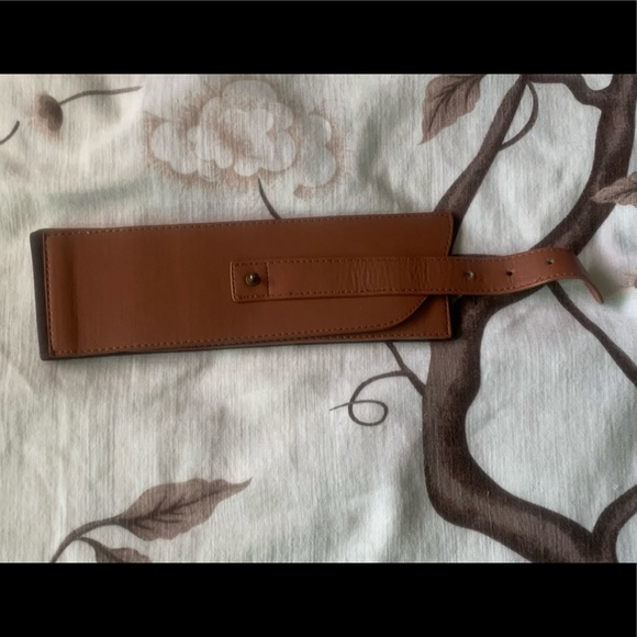 BRINGING IT BACK 
 - Bianca Nygård Belt - Picture 4 of 5